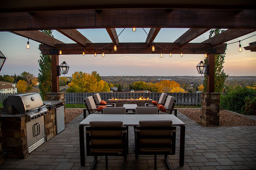 how to decorate your patio - dining area with view